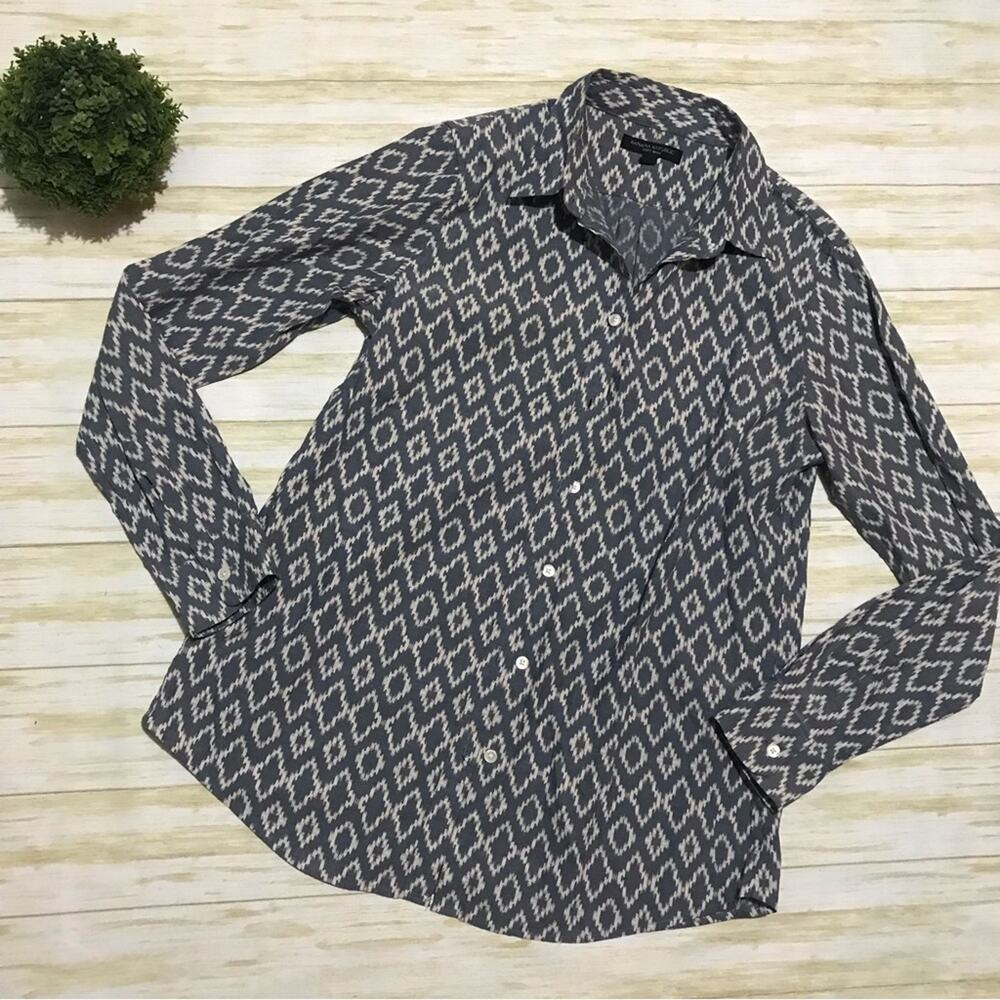 Banana Republic Blue Cream Soft awash Button Front‎ Shirt Aztec Southwest Medium